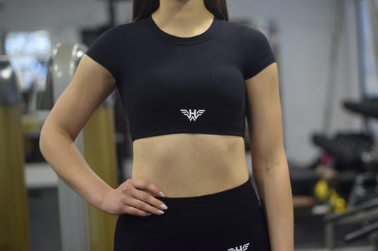 Crop top majica bez leđa